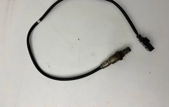 Volkswagen Golf VII Lambda probe sensor 04E906262EB 1K0973804 1534546
