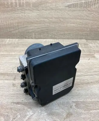 BMW 5 E60 E61 ABS Pump 6774848 6768550
