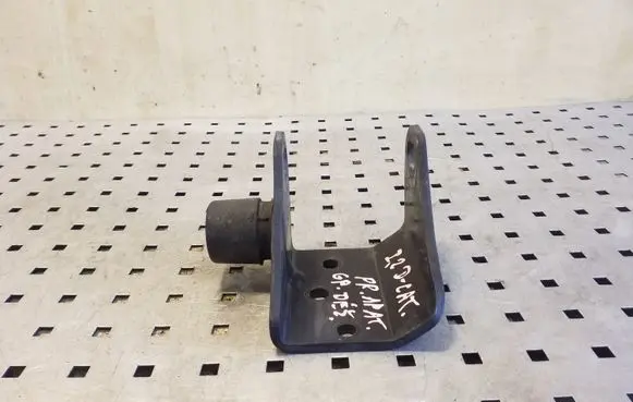 Gearbox mounting bracket