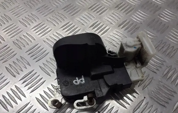 Alfa Romeo 147 Front door lock BRAK