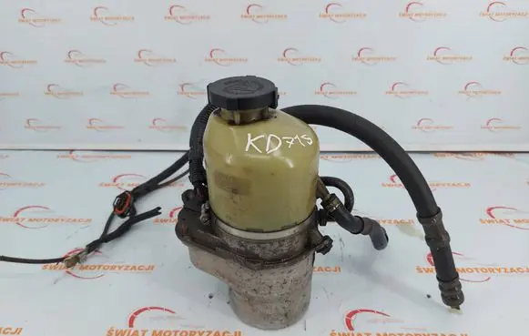Opel Astra H Power steering pump 1040085003094D0