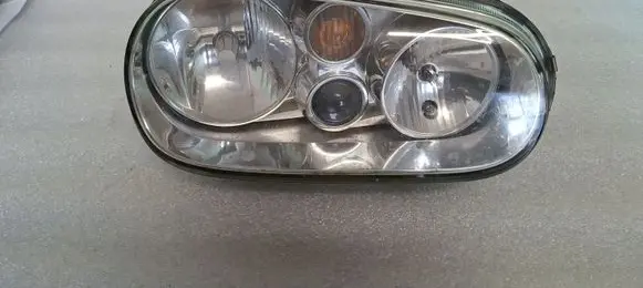 Volkswagen Golf IV Headlight/headlamp