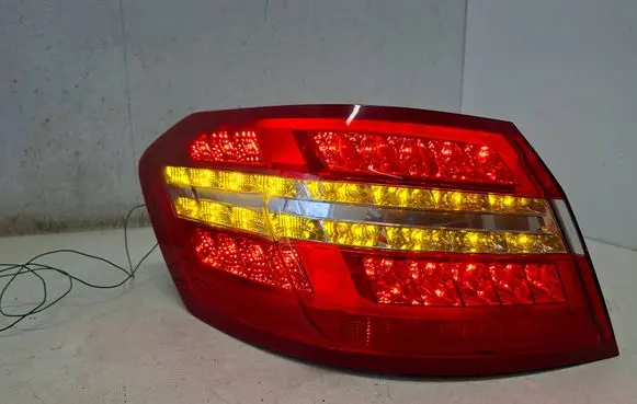 Mercedes-Benz E W212 Rear/tail lights A2128201164 2128201164