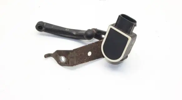 BMW 4 F32 F33 Headlight/headlamp level sensor 6870000