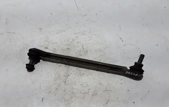 Mercedes-Benz E C207 W207 Front anti-roll bar/stabilizer link A2043203789