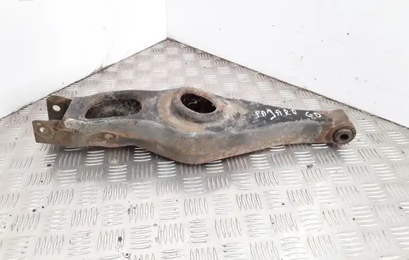 Mitsubishi Pajero Rear upper control arm/wishbone