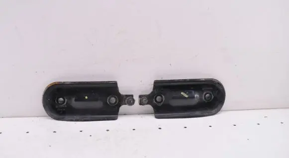 Cadillac CT6 Sway bar bush bracket, front 23349788
