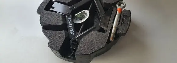 Subaru Forester SH Tool box 