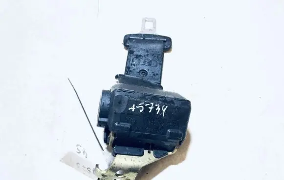 Audi A6 S6 C4 4A Middle seatbelt (rear) 4a0857713h 0419115