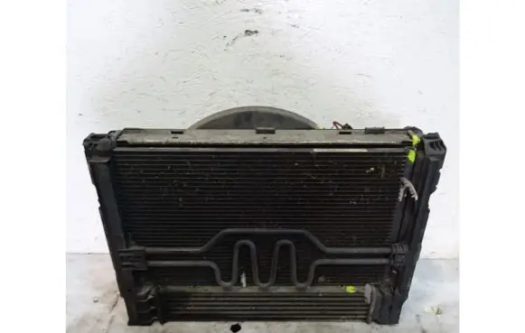 BMW 3 E90 E91 Coolant radiator