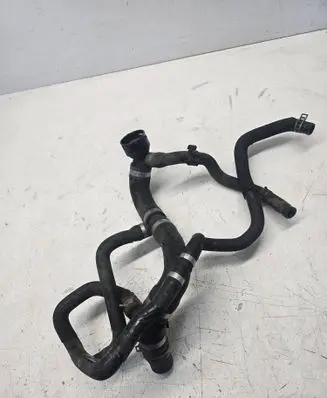 Engine coolant pipe/hose