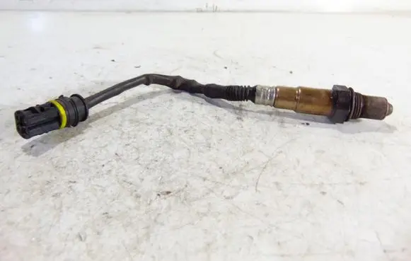 Mercedes-Benz A W168 Lambda probe sensor 0015403717