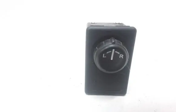Nissan Almera N16 Wing mirror switch