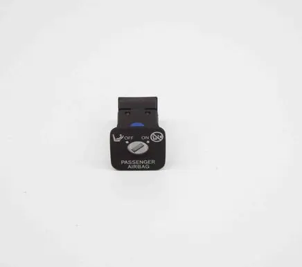 Lexus RX 450H Passenger airbag on/off switch 1672A98