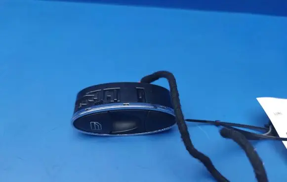 Mercedes-Benz E W211 Electric window control switch A2118218651