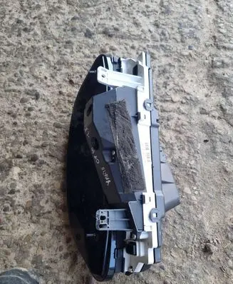 Toyota Yaris Speedometer (instrument cluster) 838000D660D MB4573003176