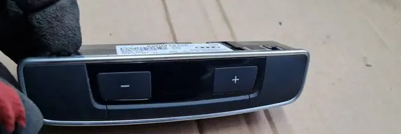 Audi A5 Climate control unit 8W0919158