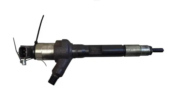 Fuel injector