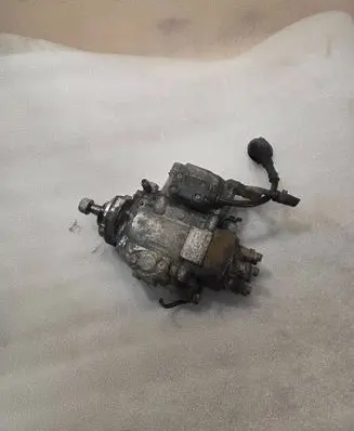 BMW 7 E38 Fuel injection high pressure pump 0460406994