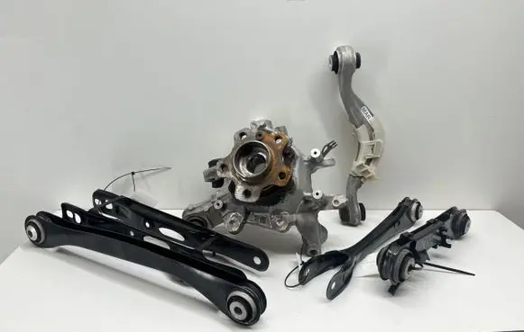 BMW 8 G15 Rear suspension assembly kit set 6850562 6861126