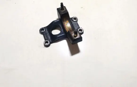 Ford Mondeo Mk III Engine mounting bracket xs7w3k305ac