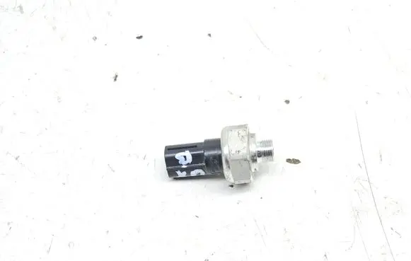 Lexus UX Air conditioning (A/C) pressure sensor 9240