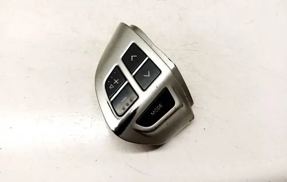 Mitsubishi Outlander Steering wheel buttons/switches 75B471