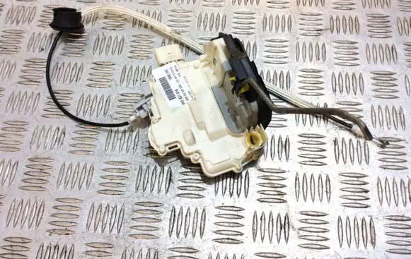 Front door lock