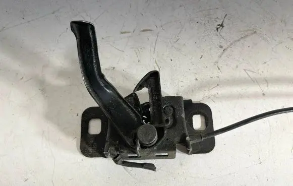 Opel Astra J Engine bonnet/hood lock/catch 0101