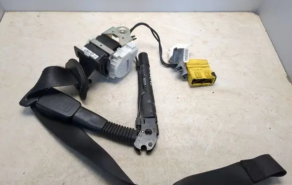BMW 3 E92 E93 Front seatbelt 34003268 210705 141206