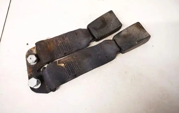 Fiat Croma Middle seatbelt buckle (rear) 33044910