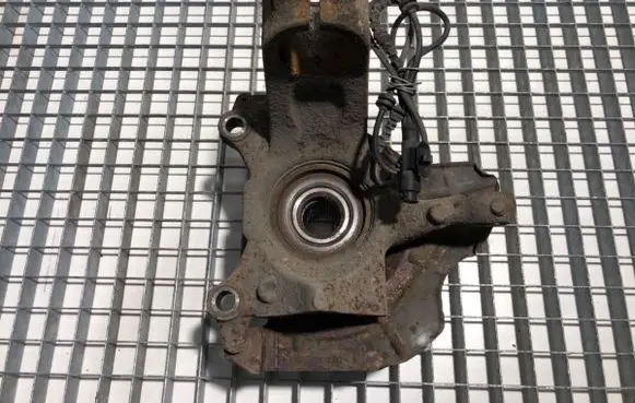 Peugeot Boxer Front wheel hub spindle knuckle 