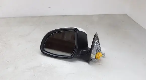Front door electric wing mirror
