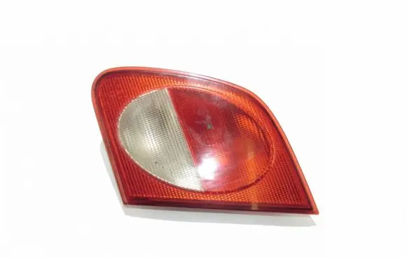 Tailgate rear/tail lights