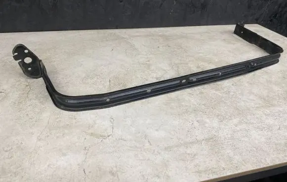 Volvo V50 Fuel tank mounting bracket 3M519054AD