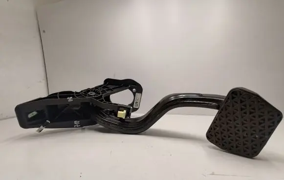 BMW 7 G11 G12 Brake pedal 6861771 35006861771