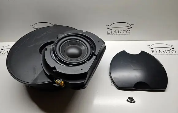 Audi Q7 4L Subwoofer speaker 4L0035621 A4500300 BANGOLUFSEN