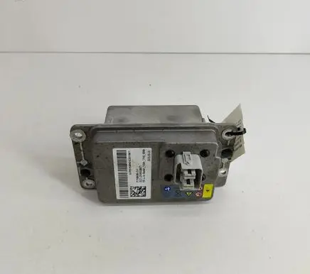 Tesla Model Y Hybrid / electric car battery 159848600F