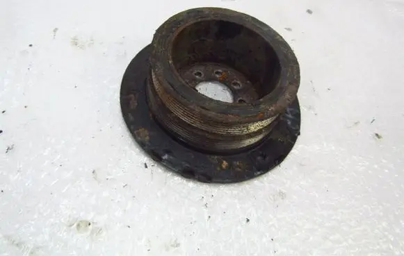 BMW 5 E39 Crankshaft pulley