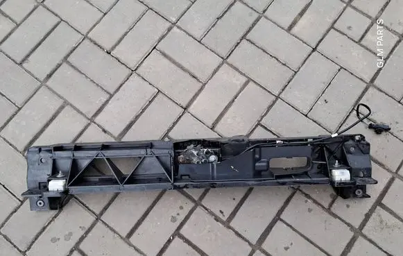 Peugeot 3008 II Top upper radiator support slam panel 9824055880