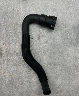 Volvo XC60 Engine coolant pipe/hose S0000379