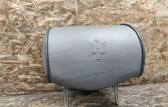 Maserati Quattroporte Rear seat headrest 