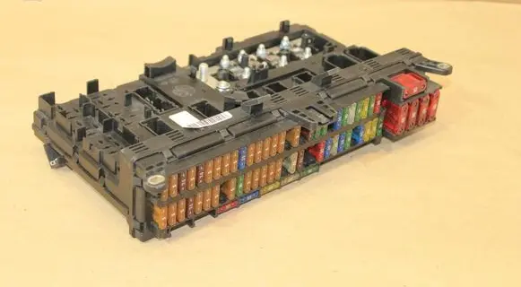 BMW X5 E53 Fuse module 8378107
