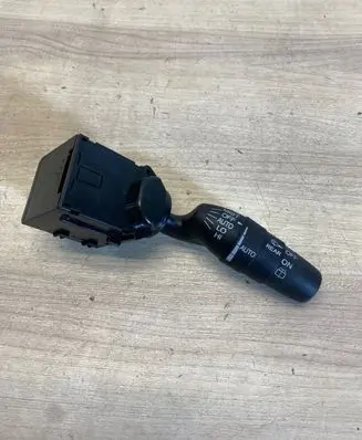 Hyundai Santa Fe Wiper control stalk M29843