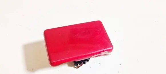 Mitsubishi Pajero Rear door interior light 
