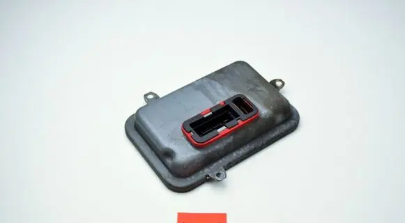 Mercedes-Benz R W251 Headlight ballast module Xenon A2519004600