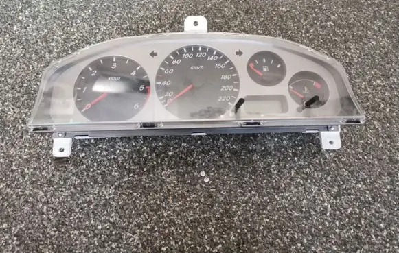 Nissan Almera N16 Speedometer (instrument cluster)