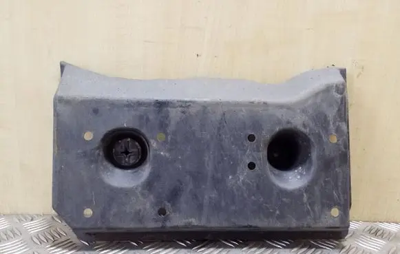 Toyota Verso Rear underbody cover/under tray 581670F010