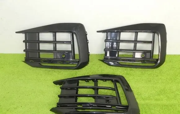 Volkswagen Touareg III Front bumper lower grill 760853665J
