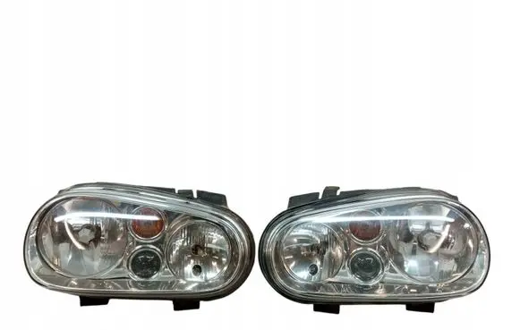 Volkswagen Golf IV Headlights/headlamps set 